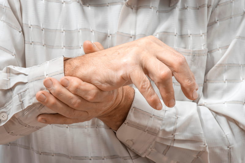 Artrite psoriasica: cos’è, sintomi e trattamenti disponibili